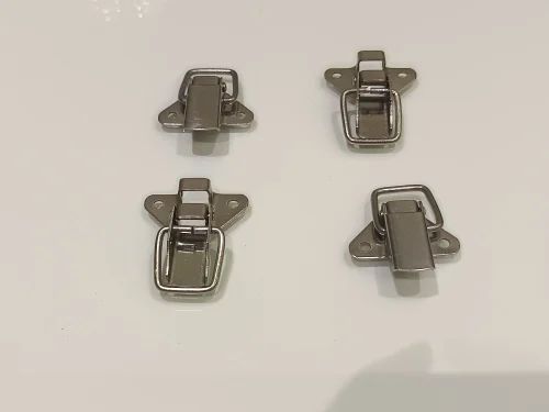 Steel toggle latches